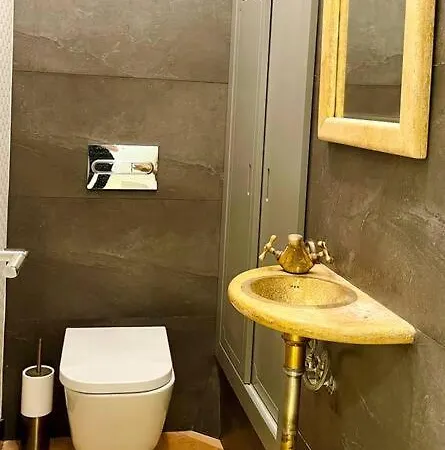 Apartment Elegant 4 Pieces Au Coeur Du Artiste Paris