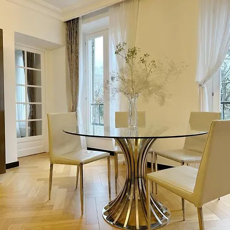 Apartment Elegant 4 Pieces Au Coeur Du Artiste Paris