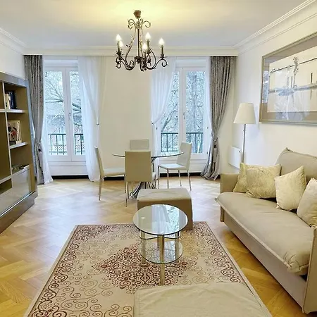 Apartment Elegant 4 Pieces Au Coeur Du Artiste *